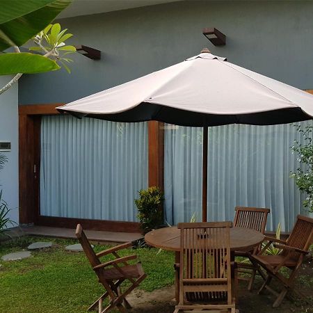 Pipe Dream Villas Resort Kuta  Buitenkant foto