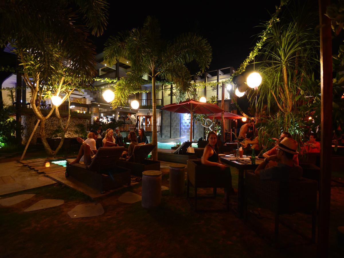 Pipe Dream Villas Resort Kuta  Buitenkant foto