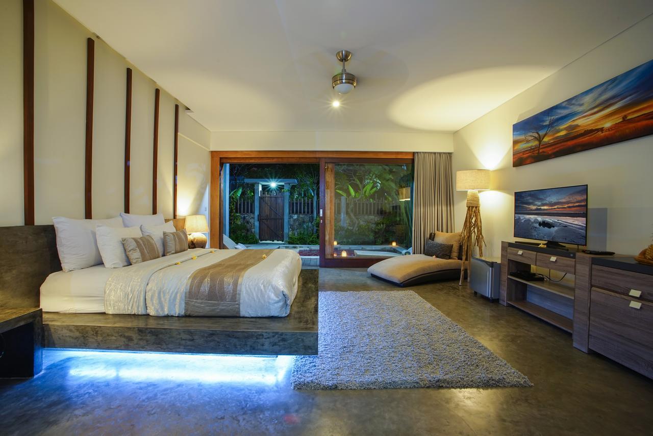Pipe Dream Villas Resort Kuta  Buitenkant foto