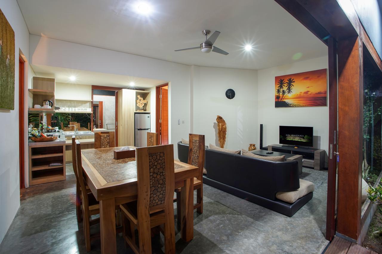 Pipe Dream Villas Resort Kuta  Buitenkant foto