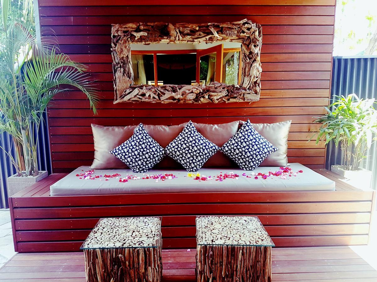 Pipe Dream Villas Resort Kuta  Buitenkant foto