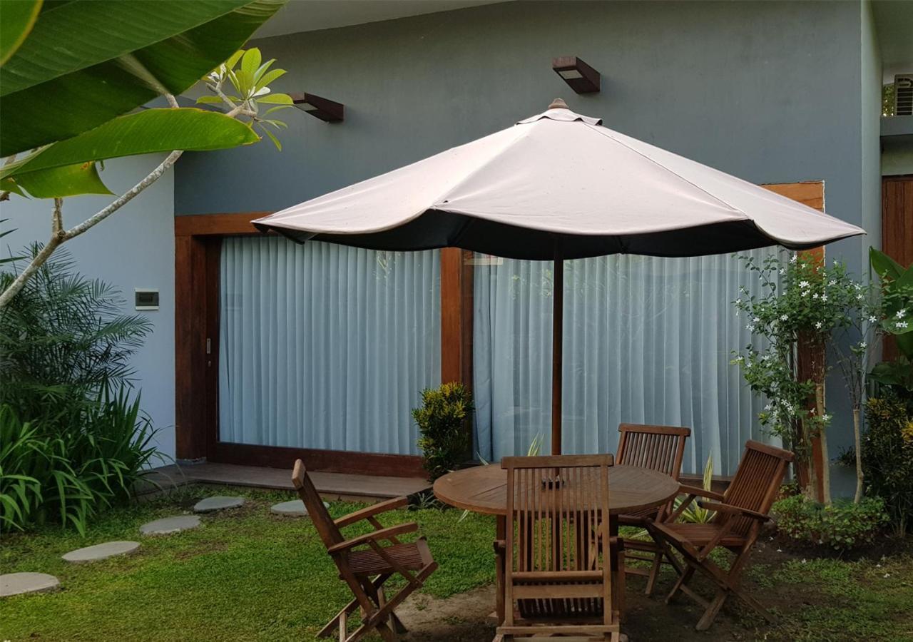 Pipe Dream Villas Resort Kuta  Buitenkant foto